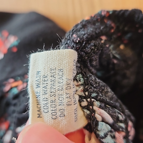 Tilly’s Floral Dress - Picture 4 of 5